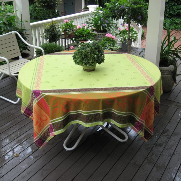 Le Cluny French Provence tablecloth