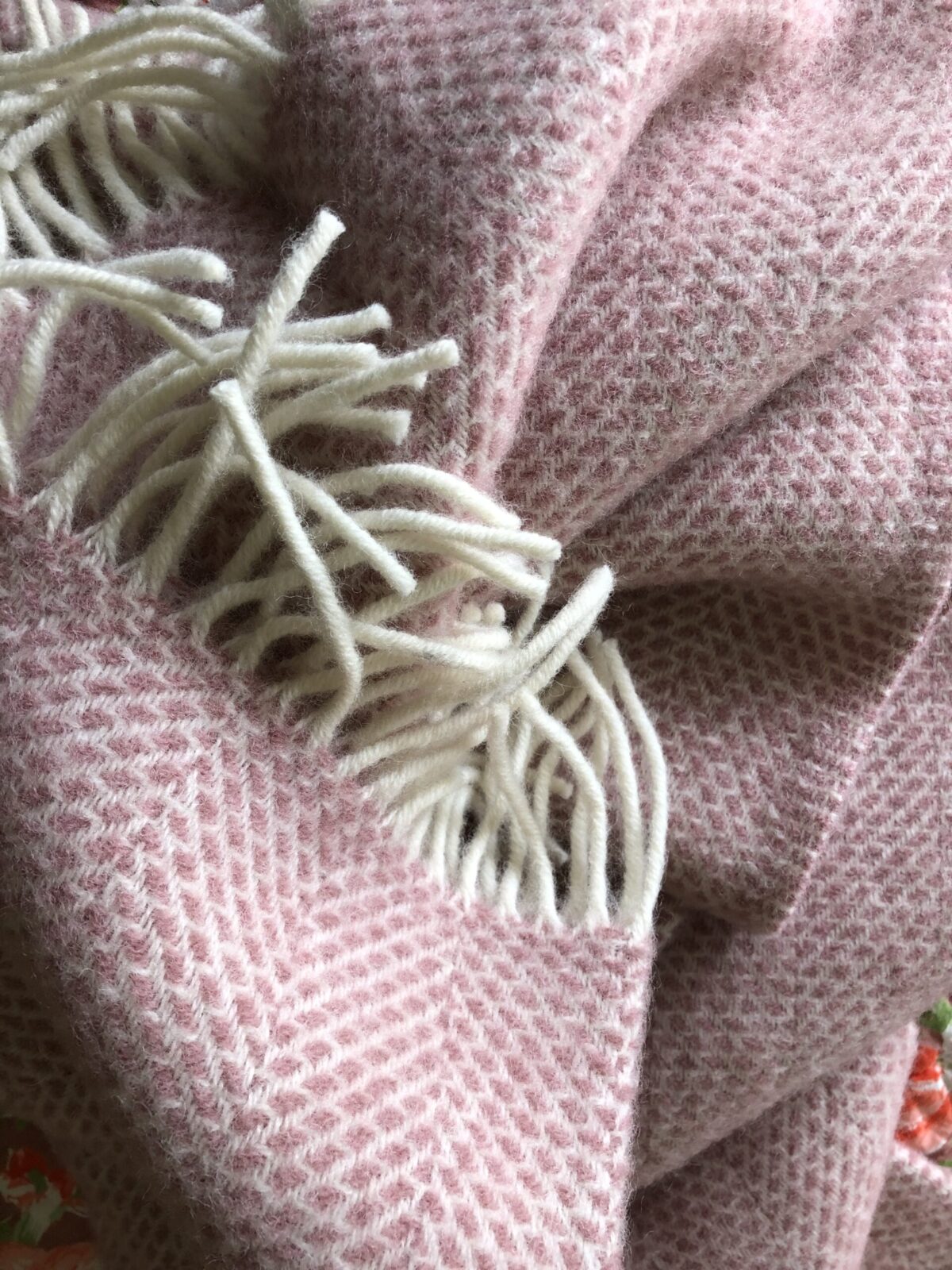 Tweedmilll throw pink wool
