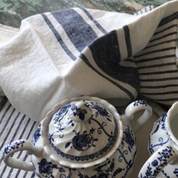 Blue and white linen dishtowels Linen Casa