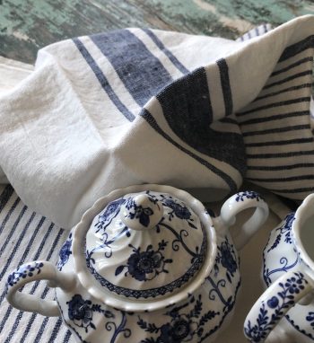 Blue and white linen dishtowels Linen Casa